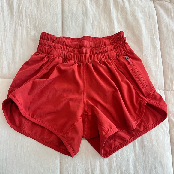 Lululemon Tracker Short - Picture 2 of 5